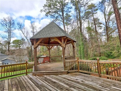 Close to everything East Cobb has to offer*First time on the