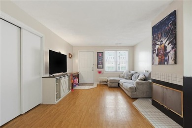Enjoy the ease of one-level living in this desirable end-unit - photo 16