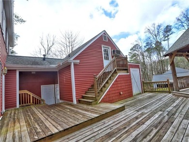 Close to everything East Cobb has to offer*First time on the