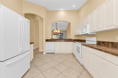 Welcome to this bright, airy, and impeccably maintained home - photo 17