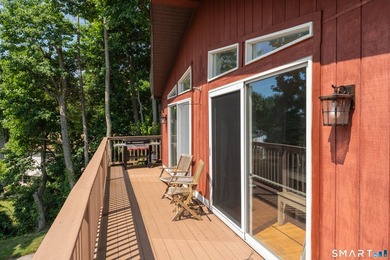 Welcome home to this bright and inviting 3-bedroom, 2-full-bath - photo 18
