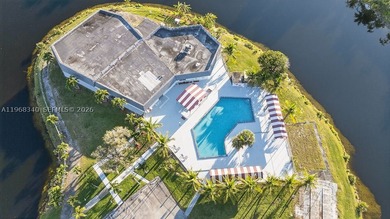 Well-maintained 1-bedroom, 1-bath residence located in the - photo 18