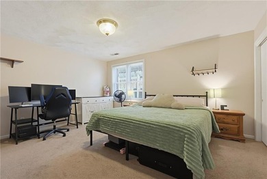 Enjoy the ease of one-level living in this desirable end-unit - photo 18