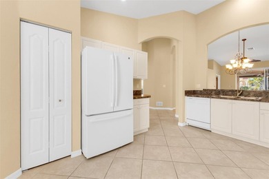 Welcome to this bright, airy, and impeccably maintained home - photo 19