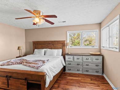 Magnificent deep-water riverfront retreat with stunning - photo 25