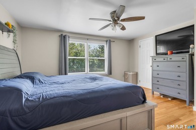 Welcome home to this bright and inviting 3-bedroom, 2-full-bath - photo 27