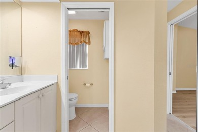 Welcome to this bright, airy, and impeccably maintained home - photo 31