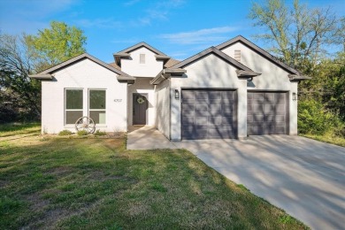 Lake Home For Sale in Granbury, Texas