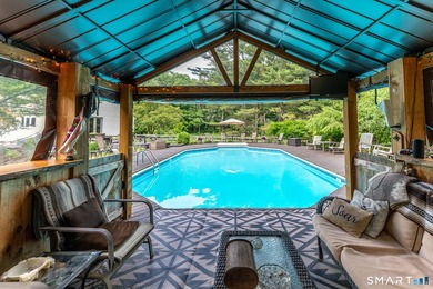 Welcome to your private rural sanctuary in scenic Warren. Tucked - photo 2