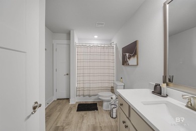 Welcome to this beautifully designed 4-bedroom, 3-bath brick - photo 13
