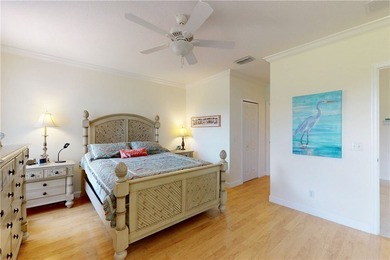 Gorgeous 3 bed 2 ba condo in the highly sought after Grand - photo 13