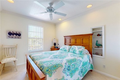 Gorgeous 3 bed 2 ba condo in the highly sought after Grand - photo 14