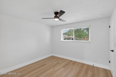 Fully Remodeled 4BR Pool Home in the Heart of Mandarin | New - photo 17
