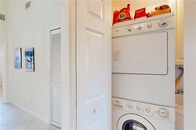Gorgeous 3 bed 2 ba condo in the highly sought after Grand - photo 20