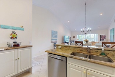 Gorgeous 3 bed 2 ba condo in the highly sought after Grand - photo 21