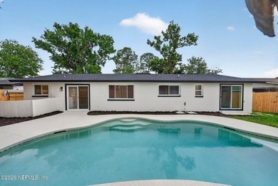 Fully Remodeled 4BR Pool Home in the Heart of Mandarin | New - photo 26