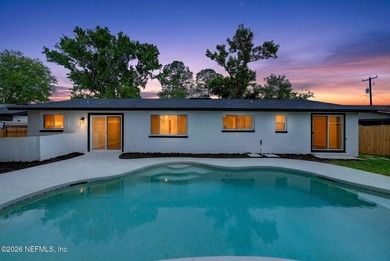 Fully Remodeled 4BR Pool Home in the Heart of Mandarin | New - photo 27