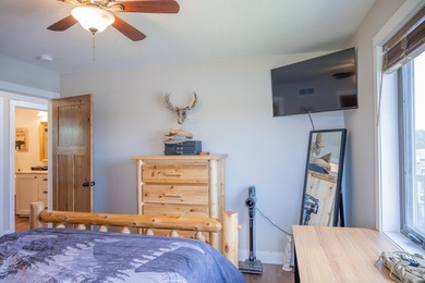 Incredible upgrades at this home on Island Lake! Enjoy a prime - photo 18