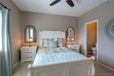 This top-floor Lazy Days condo shows like brand new and is being - photo 23