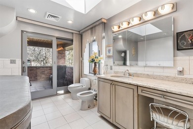 Rare 6-Level Architectural Masterpiece in North Flushing - photo 25