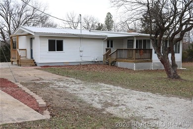 Lake of the Ozarks Home For Sale in Gravois Mills Missouri