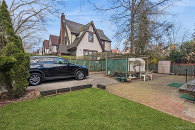 Rare 6-Level Architectural Masterpiece in North Flushing - photo 44