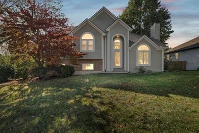 Lake Home For Sale in Lees Summit, Missouri