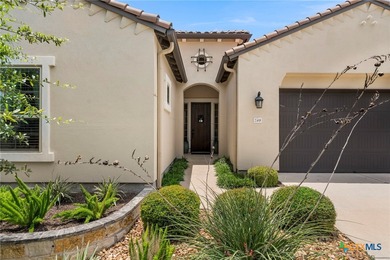 Thoughtfully designed home offering a functional layout, bright - photo 2