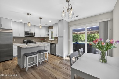 Beautifully updated all-brick home tucked away on a quiet - photo 11