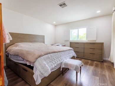 Beautifully remodeled and move-in ready mobile home located in - photo 23