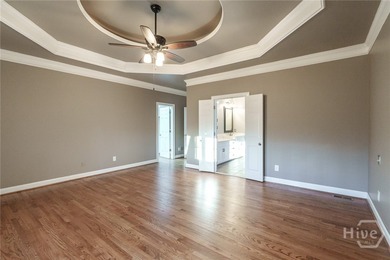 Beautiful 5-bedroom, 4.5-bath home located in the highly - photo 32
