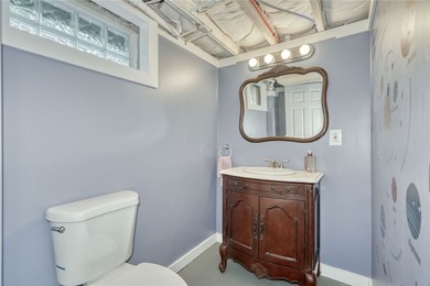 Welcome home to this beautifully maintained colonial! Fun and - photo 34