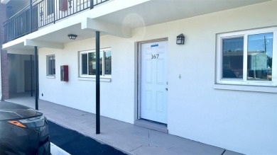 Lake Condo For Sale in St. Petersburg, Florida