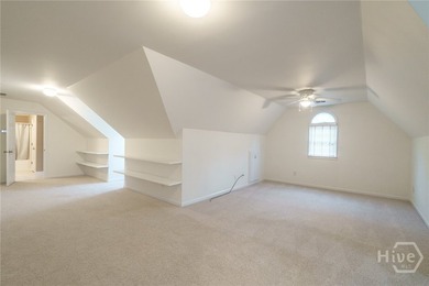 Beautiful 5-bedroom, 4.5-bath home located in the highly - photo 45