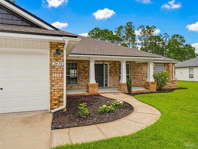 FOR SALE IN THE DESIRABLE HOLLEY BY THE SEA! Offering 4 bedrooms - photo 3