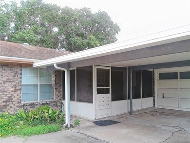 MOTIVATED SELLER !!! THEY ARE WILLING TO GIVE A $10,000.00 - photo 12