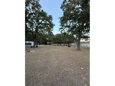Cedar Creek Lake Lot For Sale in Gun Barrel City Texas