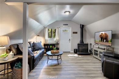 745 Eureka Dr - photo 4