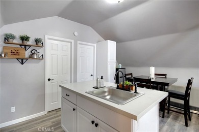 745 Eureka Dr - photo 9