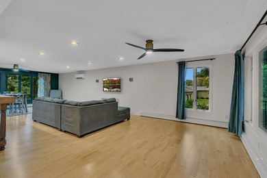 This 4-bedroom, 3-bath Mississippi Riverfront home is certain to - photo 17