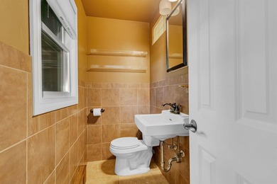 This 4-bedroom, 3-bath Mississippi Riverfront home is certain to - photo 23