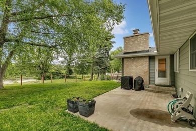This 4-bedroom, 3-bath Mississippi Riverfront home is certain to - photo 45