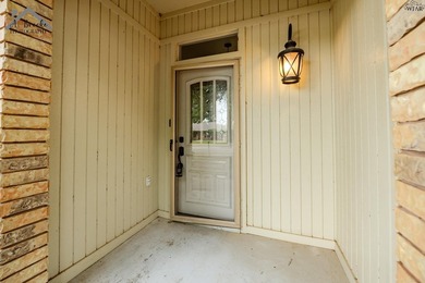 Spacious 3-bedroom, 2-bath home offering over 2,300 sq ft in a - photo 3