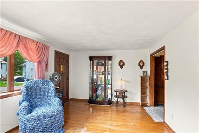 Welcome to this well-maintained 3-bedroom, 1-bath home in - photo 16