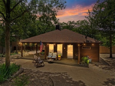 Lake Home For Sale in Pottsboro, Texas