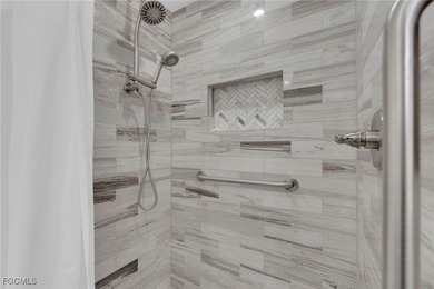 Experience comfortable Florida living in this beautifully - photo 22