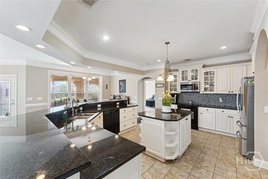 This luxury condo in Richmond Hill's exclusive gated community - photo 24