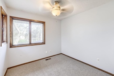 Great opportunity to own this home on a quiet cul-de-sac lot - photo 27
