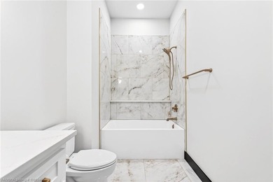 Quality New Construction Home by Robberson Custom Homes! - photo 31
