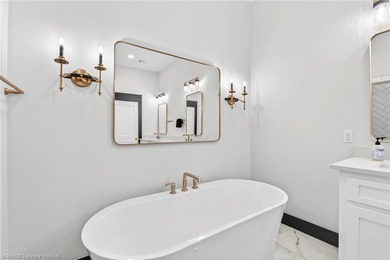 Quality New Construction Home by Robberson Custom Homes! - photo 36